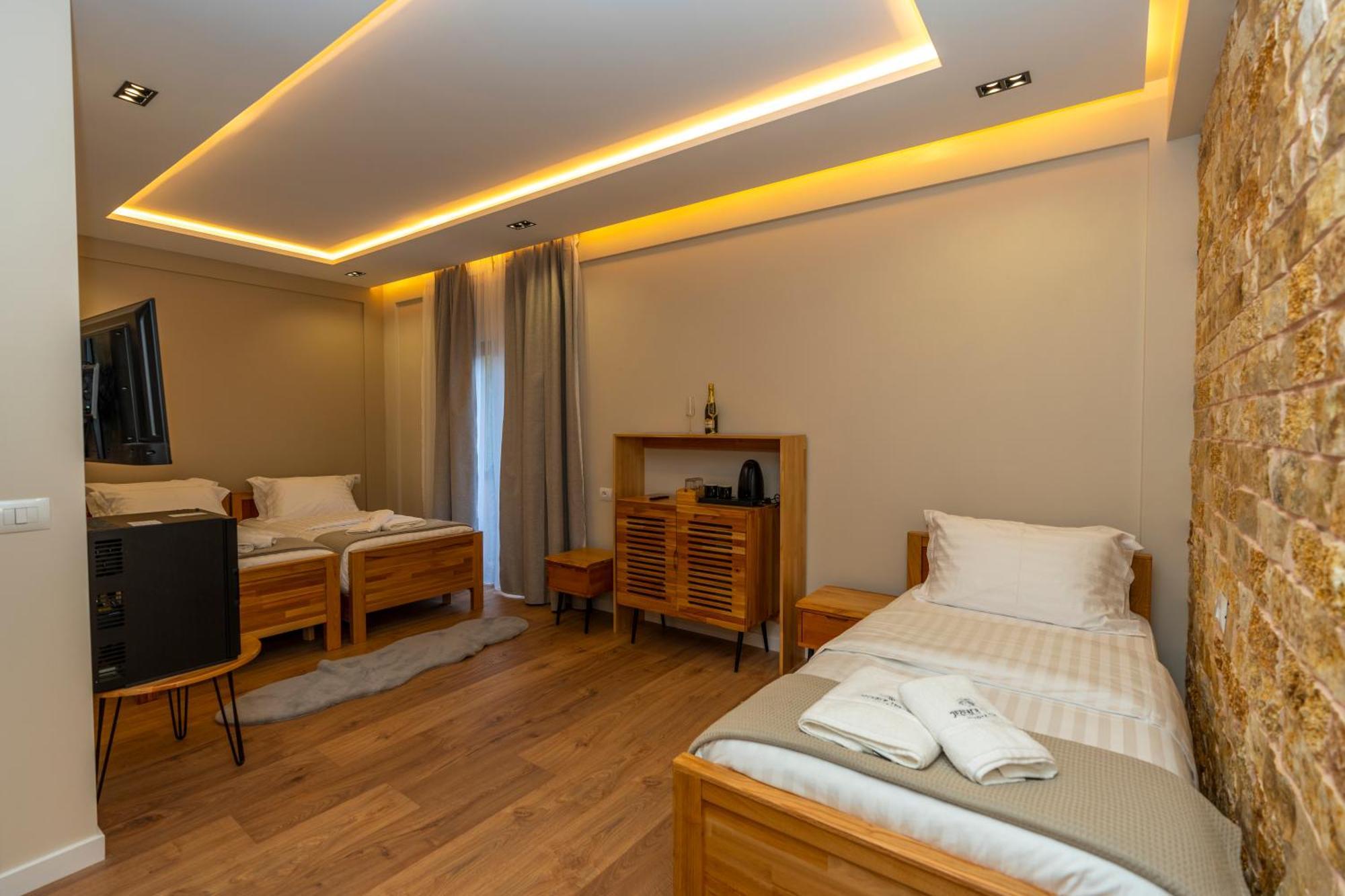 Hotel Jezerca טת מראה חיצוני תמונה